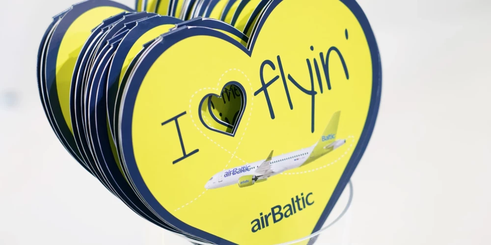 airBaltic пока избегает отмен рейсов.