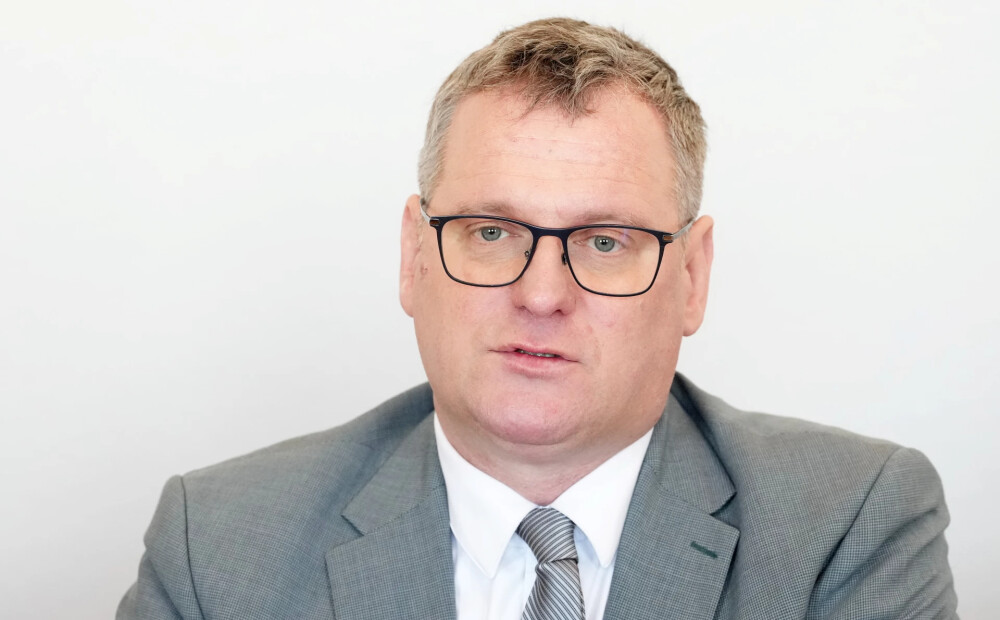 Rīgas mērs ticis pie jaunas automašīnas un ievērojami lielākām parādsaistībām