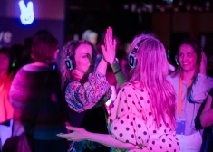 ФОТО: IKEA собрала в Латвии 250 гостей на вечеринку в самом неожиданном месте