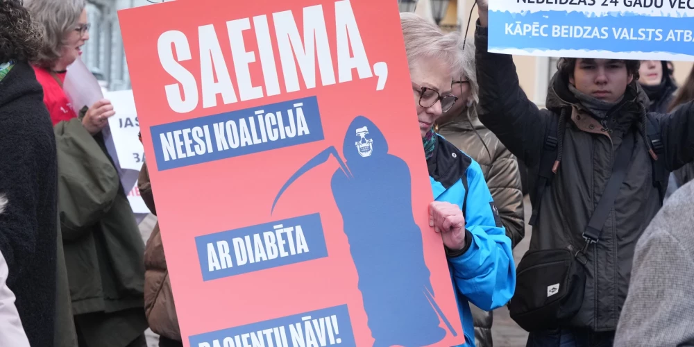 Пациенты с диабетом первого типа провели пикет у Кабинета министров.