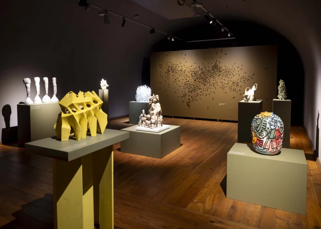 Zināmi pirmās Latvijas Mākslas gada balvas ieguvēji