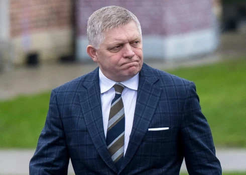 Роберт Фицо ищет обходной маршрут в Москву.