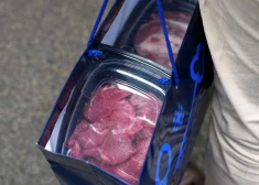 Сообщения о загрязнении продуктов обычно появляются с задержкой, так как на получение результатов анализов требуется время. 