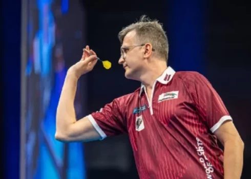 Latvijas sportists Valters Melderis otrajā kārtā piedzīvoja zaudējumu.