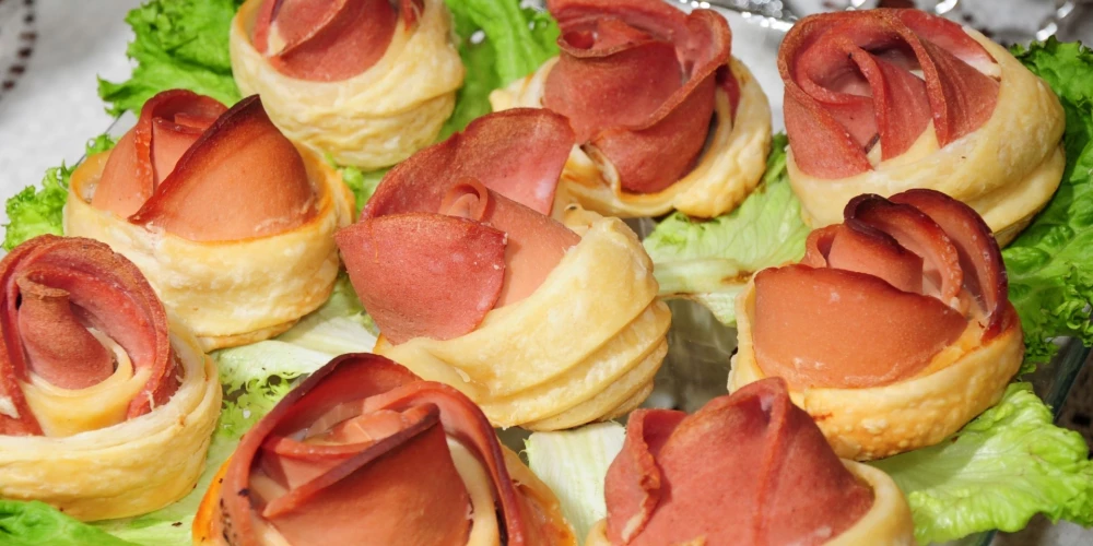 Uzkoda, kas garšo lieliem un maziem.