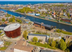 В латвийском городе неожиданно резко выросли объемы строительства жилья. Кто заселится в новые квартиры?