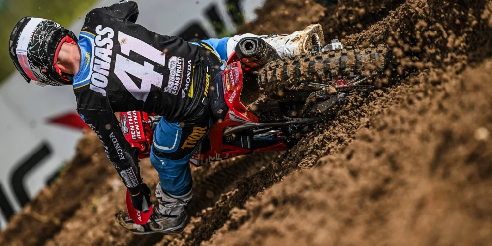 Latvijas motosportists Pauls Jonass. 