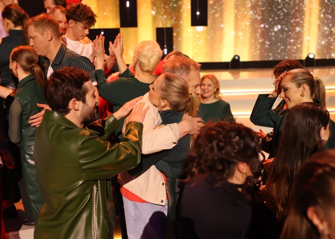 Šovā “Koru kari” aizvadīts novadnieku vakars, taču vienam korim nācās šovu pamest 