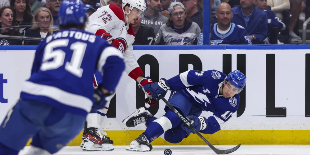 "Lightning" savā laukumā ar rezultātu 3:4 papildlaikā zaudēja Monreālas "Canadiens" komandai.