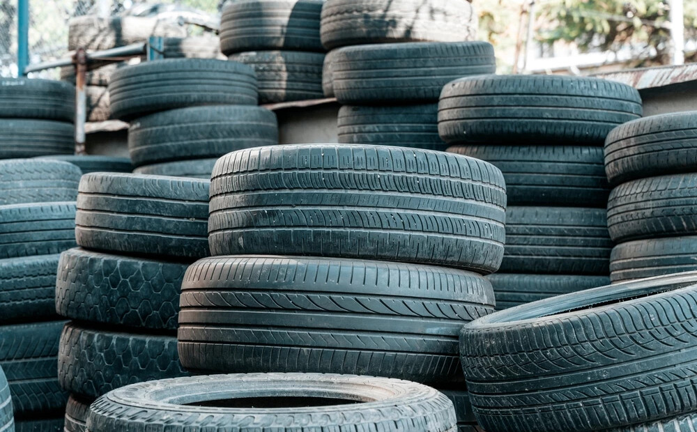 Talsu novadā iespējams bez maksas nodot nolietotās riepas