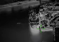 VIDEO: ukraiņu specvienība Krimā uzbrukusi diviem lieliem Krievijas desantkuģiem