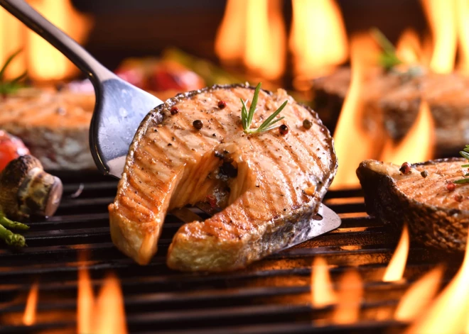 Ēdam grilētu zivi! Špikeris, kā labāk un cik ilgi gatavot