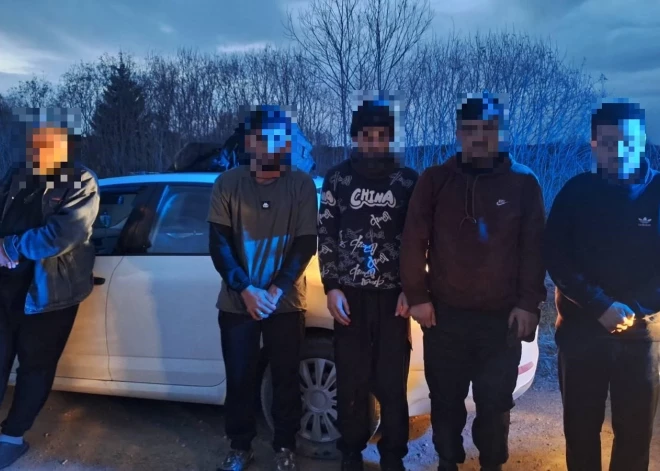 Brīvdienās aizturēti trīs nelikumīgi valsts robežu šķērsojušu personu pārvadātāji