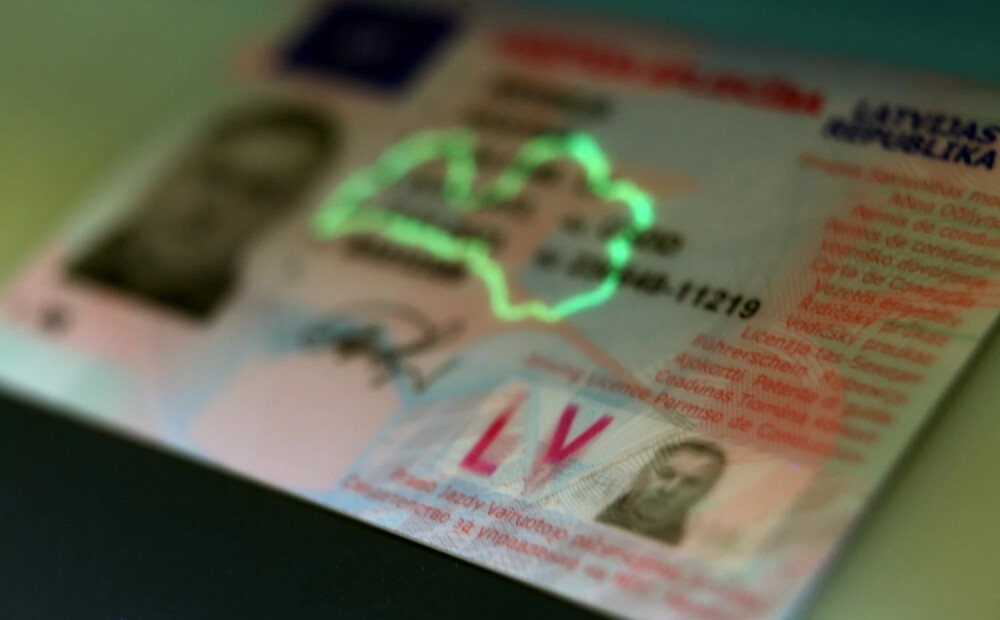 Samazinās trešo valstu pilsoņu vēlme iegūt Latvijas vadītāja apliecību