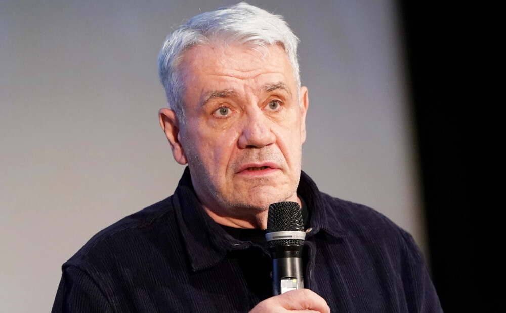 Aktieris Mārtiņš Vilsons lūdz palīdzību cīņā ar negaidītiem “kaimiņiem” mājā