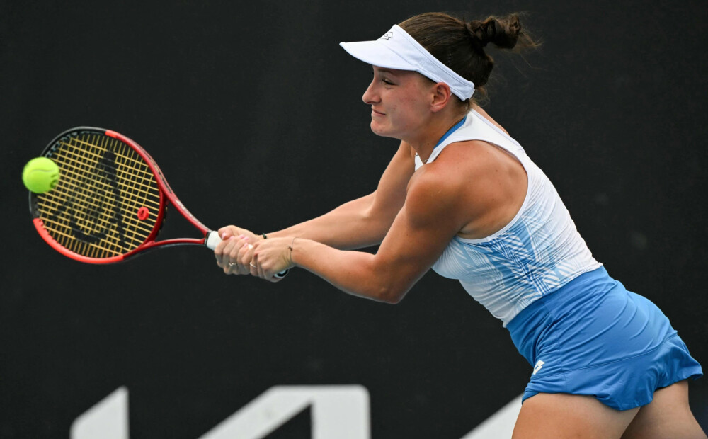 Latvijas tenisiste Semeņistaja ar uzvaru sāk Oeirašas “WTA 125” dubultspēles