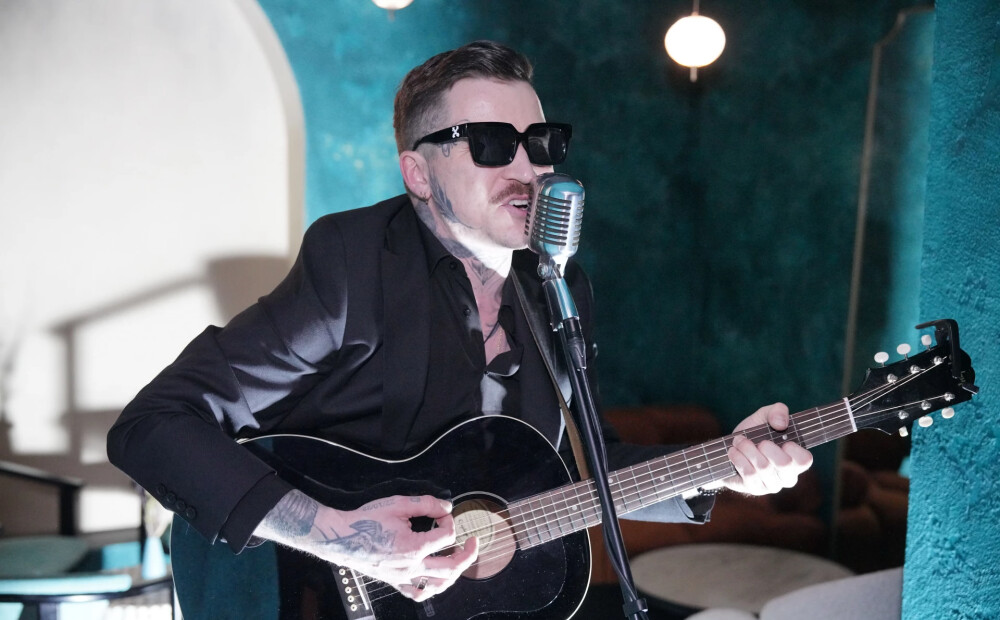 Miks Dukurs māsas zaudējuma sāpes pārvērš mūzikā