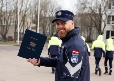 Olimpietis Kristers Aparjods kļuvis par policistu