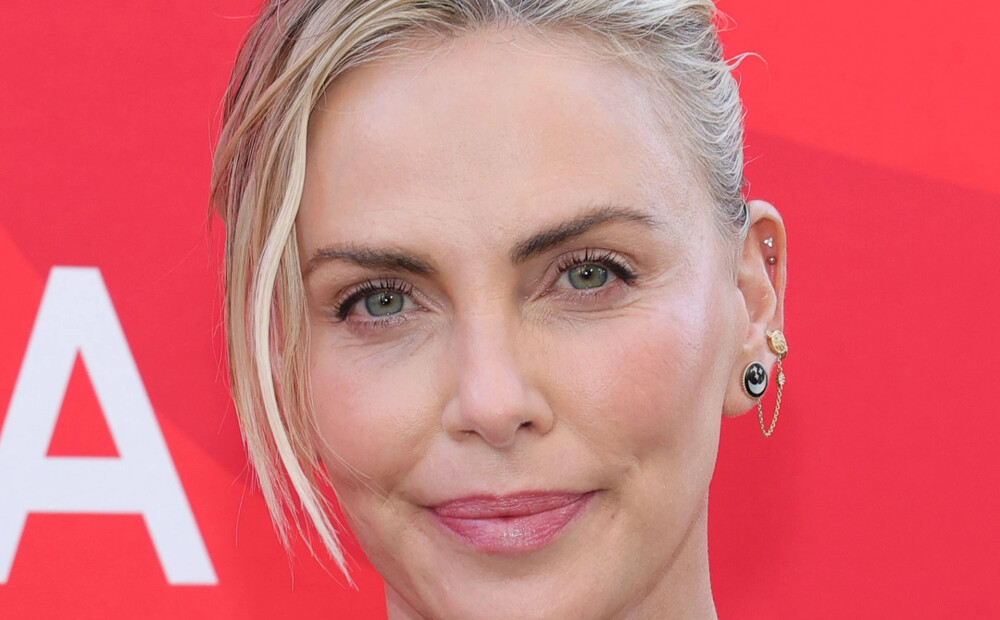 Šarlīze Terona pastāsta par traģisko nakti, kad māte nošāva viņas tēvu