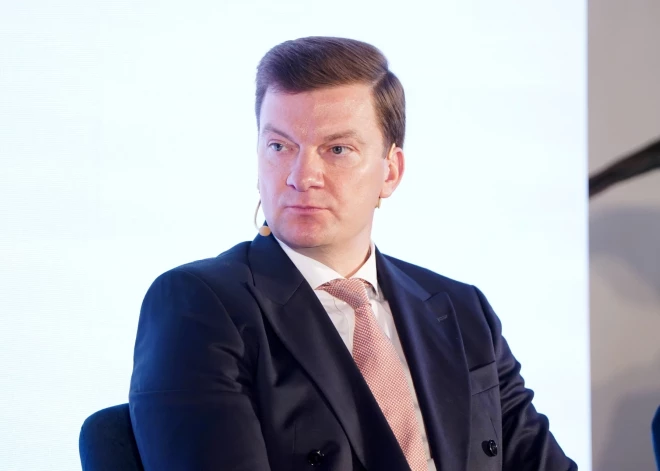 Нефтяной кризис меняет правила: латвийский эксперт - о том, почему могут снять санкции с России