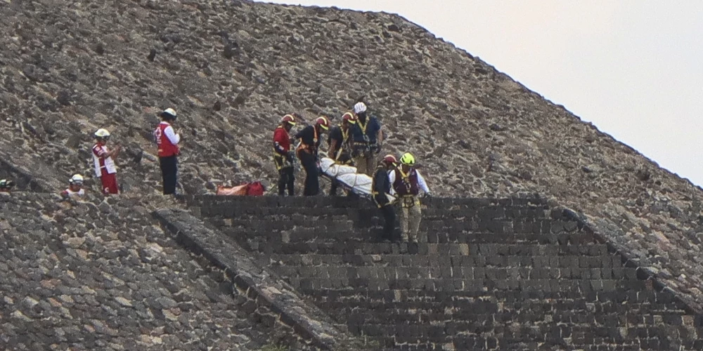 Apšaudē Meksikas senvietā nogalināta Kanādas tūriste. 