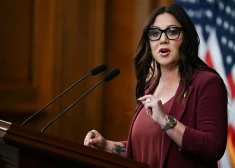 ASV darba ministre atkāpjas no amata