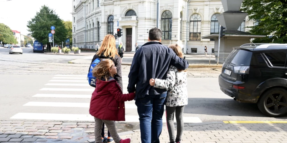 Rīgā pērn 130 ģimenēs bērniem netika nodrošināta pienācīga attīstība un audzināšana. 