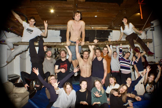 Cīnītāju kopbilde. 