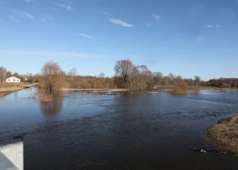 Palu sezona Latvijā noslēdzas bez plaša mēroga plūdiem. 