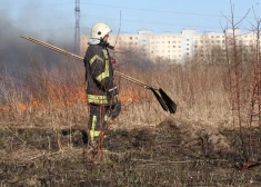 Diennakts laikā Latvijā dzēsti 27 kūlas ugunsgrēki