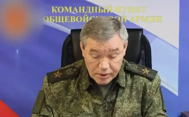 Valērijs Gerasimovs apgalvo, ka Krievijas okupācijas armija ir pilnībā ieņēmusi Ukrainas Luhanskas apgabalu.