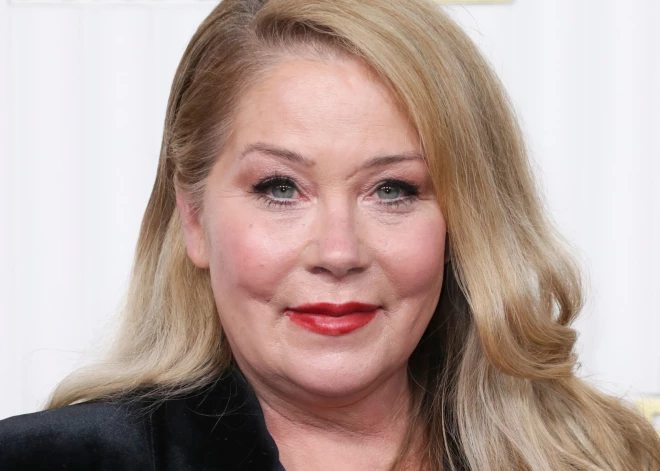 Pēc hospitalizācijas aktrise Kristīna Eplgeita sūta emocionālu vēstījumu faniem