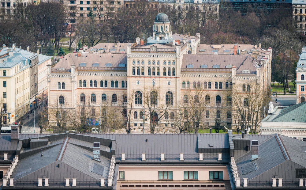 Uzsākta Latvijas Universitātes galvenās ēkas atjaunošana