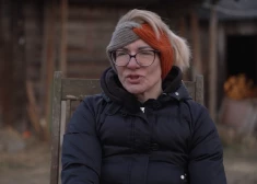 "Ģimene burkā" dalībniece Vendija Karalkina liek noprast, ka neuztur kontaktu ar saviem četriem vecākajiem bērniem