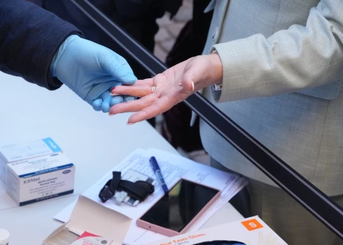 AS aicina uzdot valdībai kompensēt 1. tipa diabēta pacientiem glikozes mērīšanas sensorus un insulīna sūkņus. 