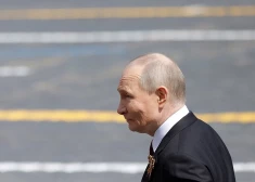 Putina iekšējā lokā vērojama šķelšanās: divi lieli klani aiz viņa muguras sākuši dalīt varu