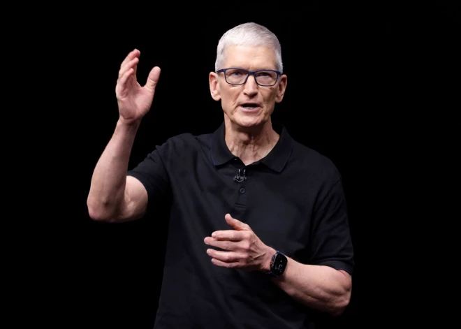 Тим Кук покинет пост главы Apple. Его место займет Джон Тернус, которого уже называют "Куком-младшим"