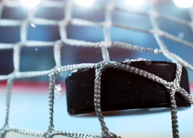 Назван состав юниорской сборной Латвии по хоккею на чемпионате мира