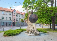 В Майори уже больше 70 лет стоит скульптура Лачплесиса, вокруг происхождения которой ходят странные версии