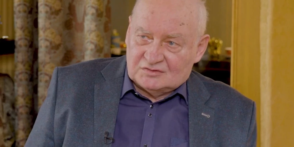 Янис Гаварс.