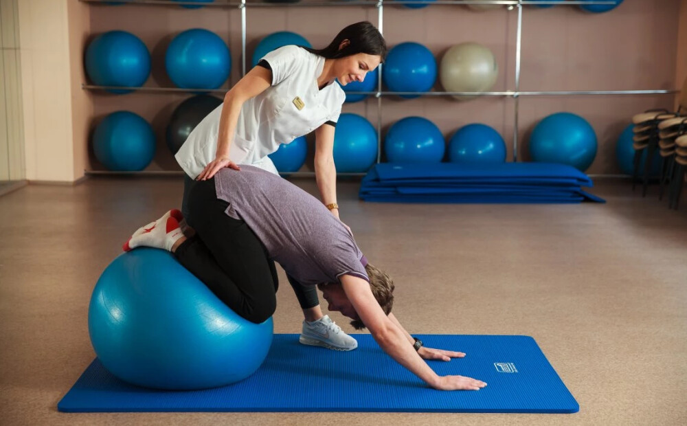 Senioriem kustēties ir īpaši svarīgi. Fizioterapeite: 