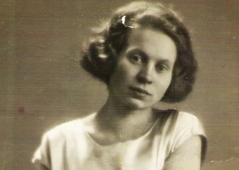 Lūcijas Garūtas kantāte "Dievs, Tava zeme deg!" tapa 1944. gadā kā tautas lūgšana pirms Latvijas okupācijas. 