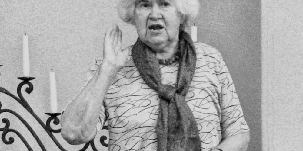 Skolā vēstures skolotāja Valda Indāne pavadīja visu savu aktīvo darba mūžu.