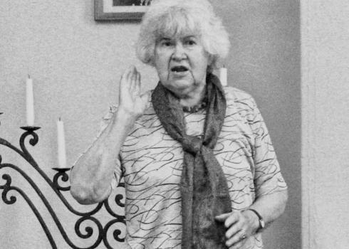 Skolā vēstures skolotāja Valda Indāne pavadīja visu savu aktīvo darba mūžu.