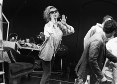 Jau piektdien Čehova teātrī gaidāma Maksima Didenko iestudējuma “Nodevība” pirmizrāde