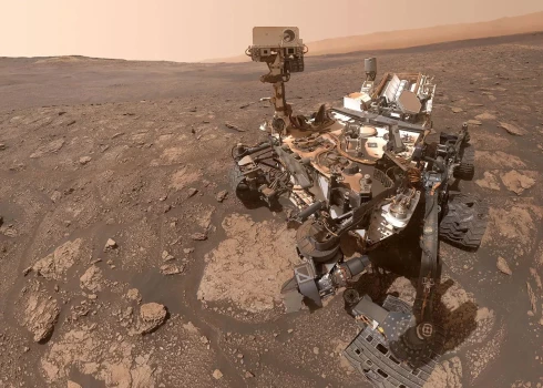 NASA?s Curiosity Mars rover took this selfie at a location nicknamed ?Mary Anning? after a 19th-century English palaeontologist in this image released by the U.S. space agency on Nov 12, 2020. Curiosity snagged three samples of drilled rock at this site on its way out of the Glen Torridon region, which scientists believe preserves an ancient habitable environment. NASA/JPL-Caltech/MSSS/Handout via REUTERS    THIS IMAGE HAS BEEN SUPPLIED BY A THIRD PARTY.