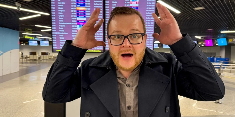 Мало того, что керосин кончается, еще и на самолет не успеть!