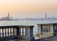 ES plāno samazināt finansējumu Venēcijas biennālei Krievijas paviljona dēļ