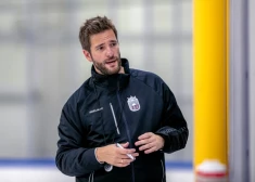 VIDEO: Lauris Dārziņš stāsta, kā notiek cīņa par vietu sastāvā, Alberts Šmits ieguvis labu pieredzi Vācijā