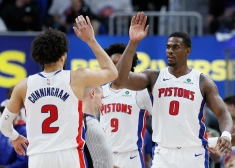 Detroitas "Pistons" pārtrauc antirekordu un izlīdzina sēriju NBA izslēgšanas spēlēs